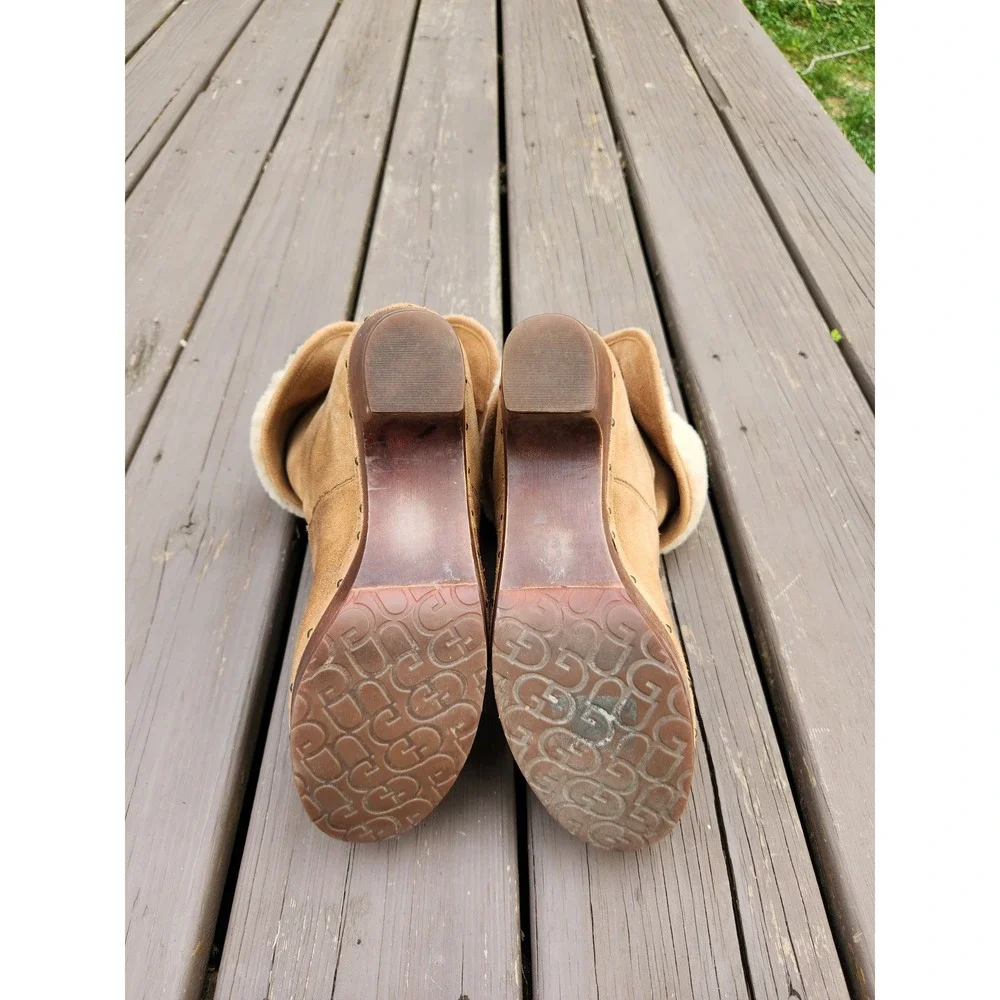 UGG Lynnea Clog Boots Chestnut Suede Shearling Studded Wood Heel Size 9‎